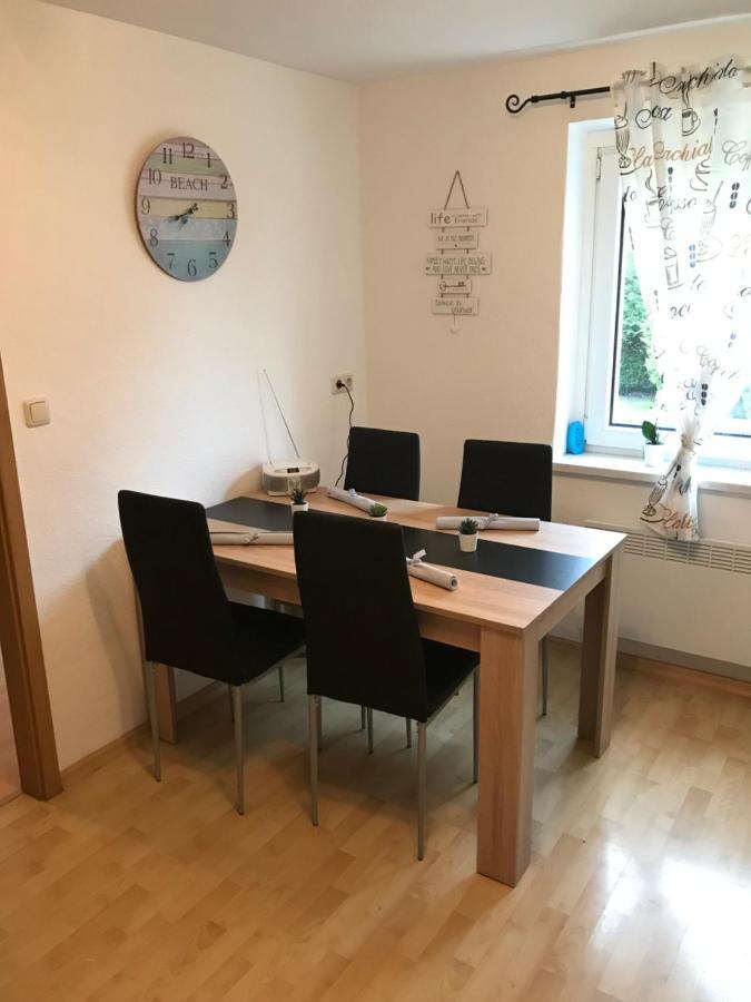 Ferienwohnung Zum Pinguin II Grunewald Bagian luar foto